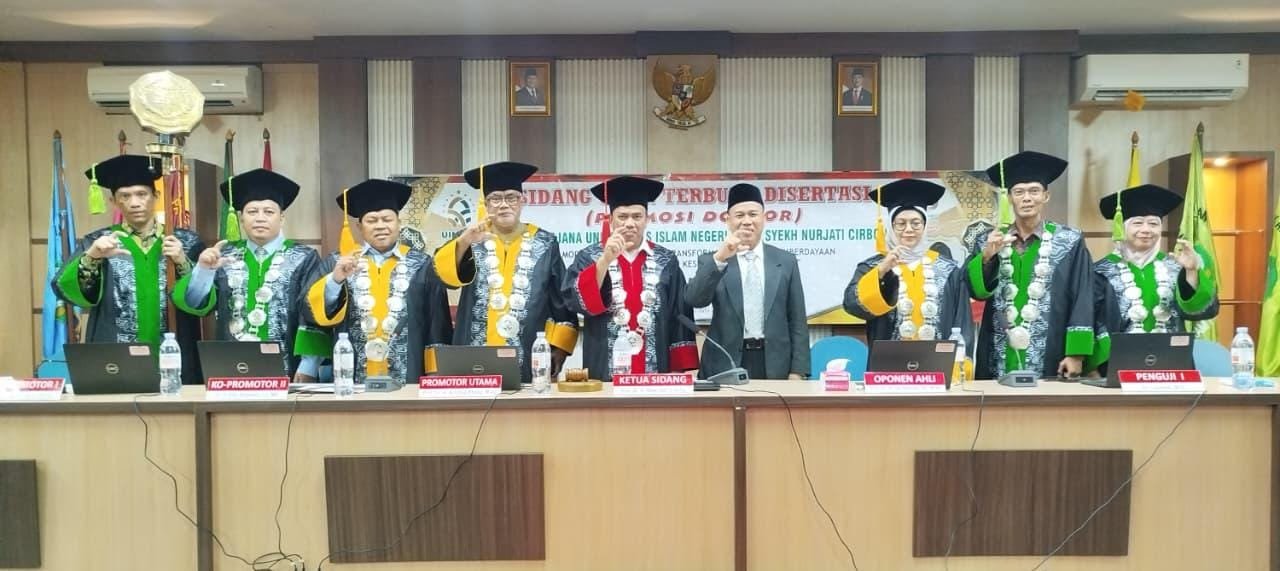 Mohamad Anwar Raih Gelar Doktor.