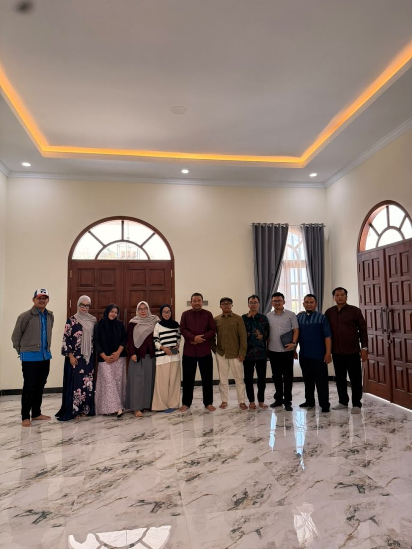 Delapan Mahasiswa Magister SPI Pascasarjana UIN Siber Syekh Nurjati Cirebon Ikuti Pelatihan Penulisan Artikel Jurnal di Pesantren Buntet